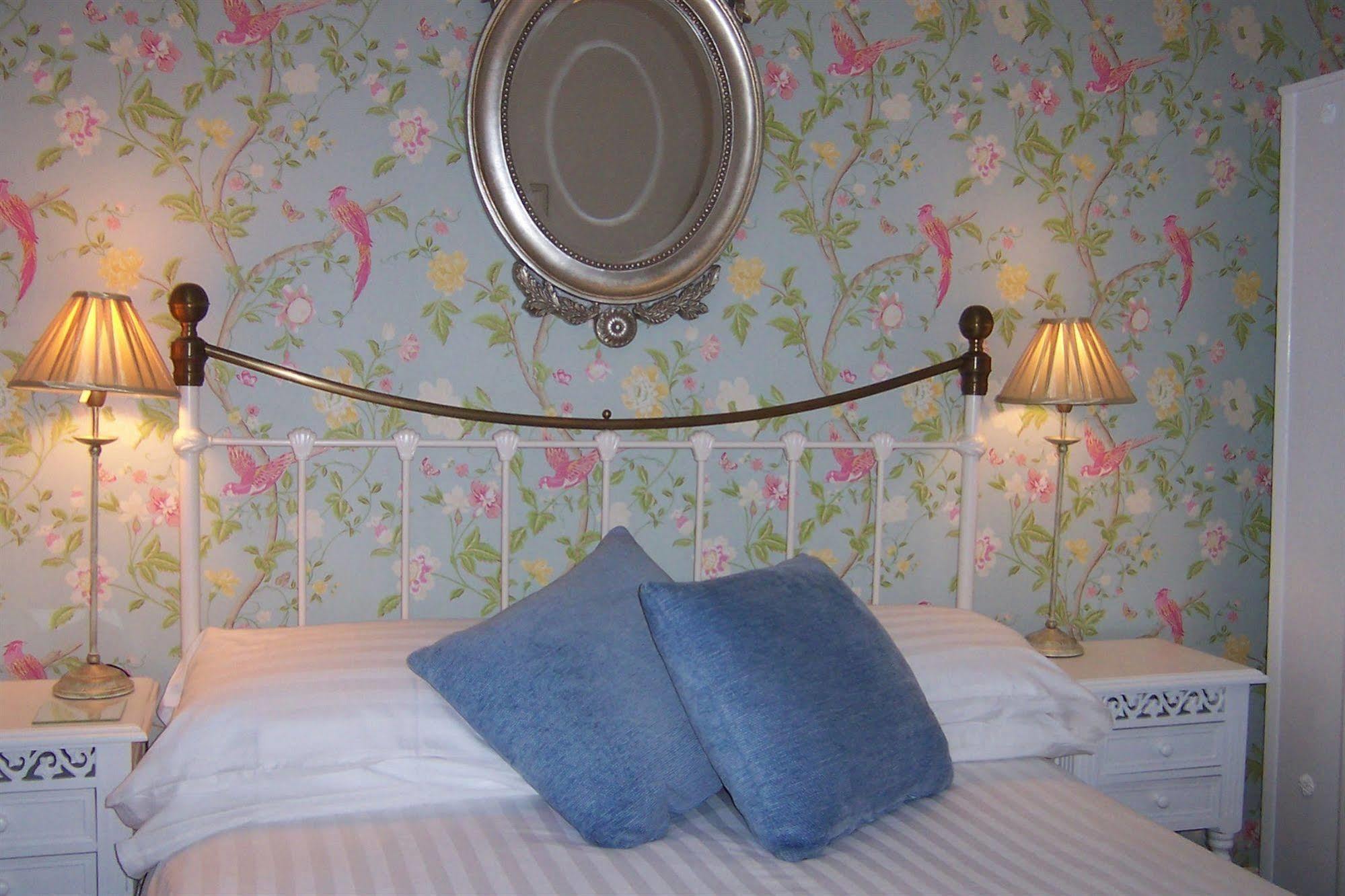 Caddon View Country Guest House Innerleithen Dış mekan fotoğraf