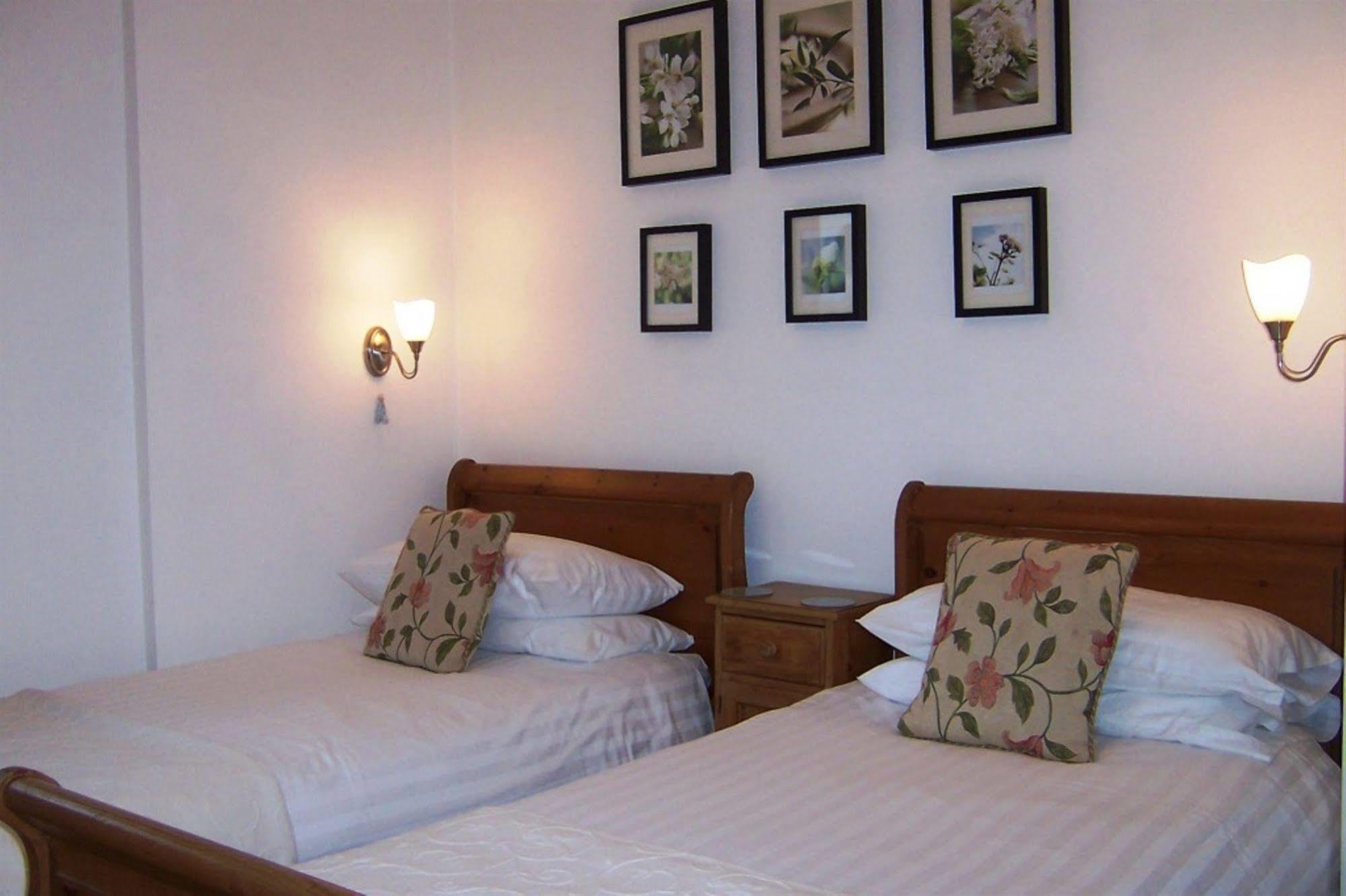 Caddon View Country Guest House Innerleithen Dış mekan fotoğraf